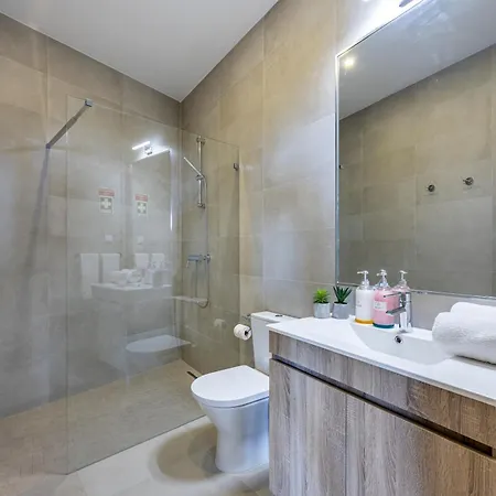 Casa Sao Sebastiao * 라고스